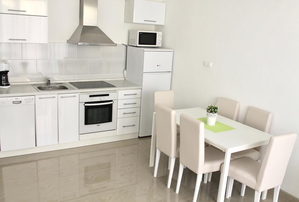 Apartments Villa Milna 1 بودفا المظهر الخارجي الصورة